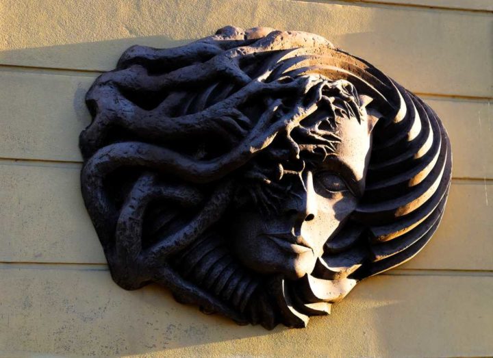 Médusé - Hors Sentiers